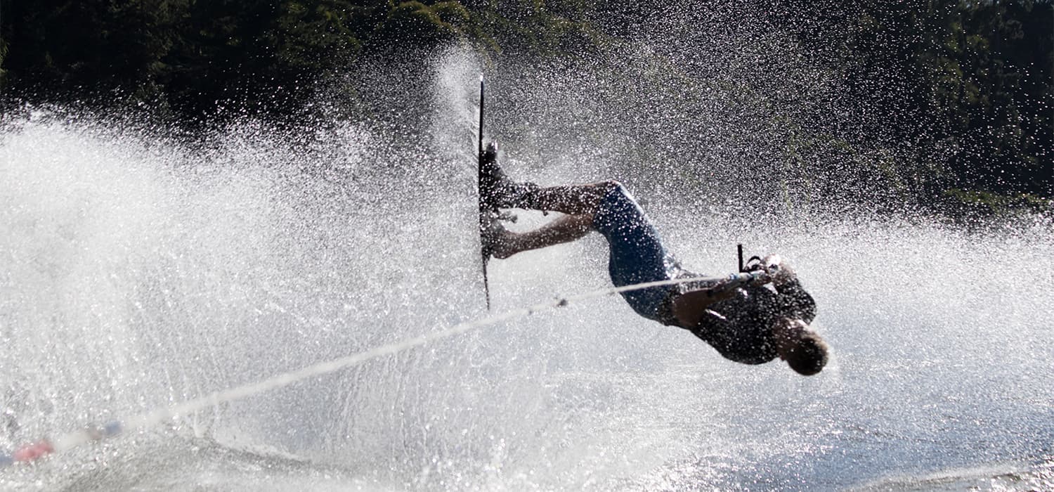 Waterskiing